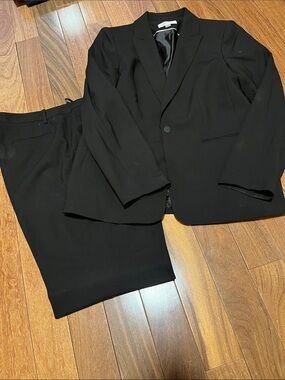 Calvin Klein Black Women's Straight-Leg Pants (Sz 16) & Blazer Set (Sz 14)
